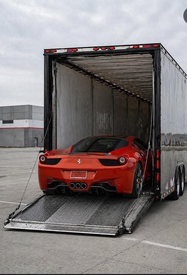 Car carrier truck in the Auto King Transport network